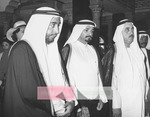الشيخ راشد المعلا و الشيخ حميد بن راشد النعيمي برفقة الشيخ خليفة بن زايد آل نهيان.