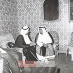 30-7-1976 _المغفور له (بإذن الله) الشيخ زايد يحضر افراح ال فهيم